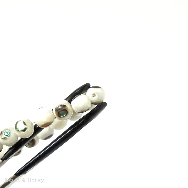 White Troca Shell with Abalone Shell Inlay Round 8mm (Half Strand)